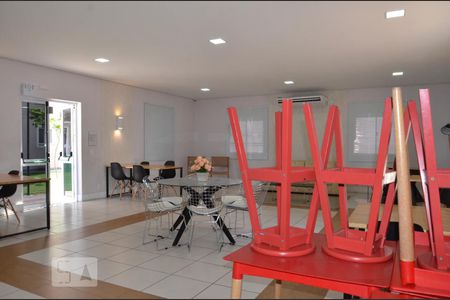 Apartamento à venda com 49m², 2 quartos e sem vagaÁrea comum - Salão de festas