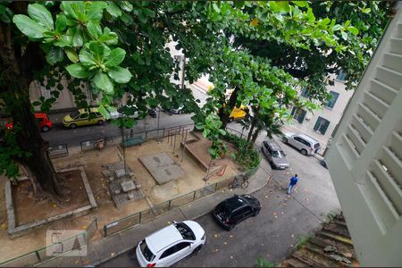 Vista de apartamento para alugar com 1 quarto, 30m² em Laranjeiras, Rio de Janeiro