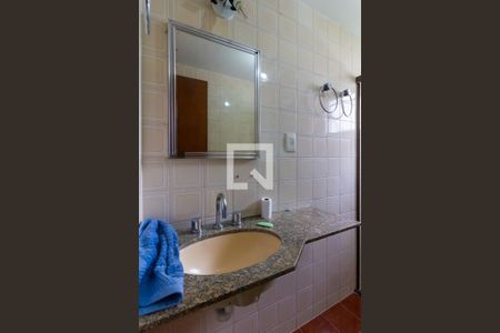 Apartamento à venda com 98m², 3 quartos e 2 vagasBanheiro do Quarto 1