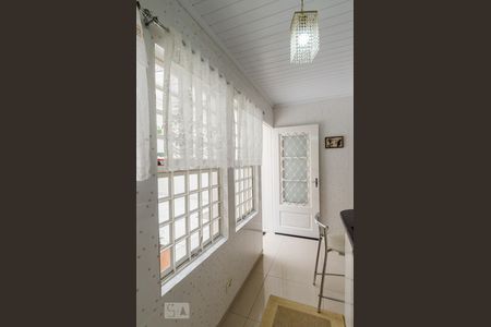 Casa à venda com 140m², 2 quartos e 2 vagas Casa à venda com 140m², 2 quartos e 2 vagasCozinha