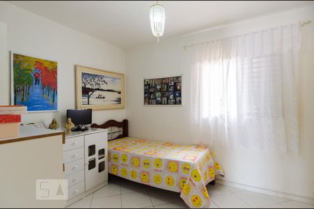 Casa à venda com 140m², 2 quartos e 2 vagas Casa à venda com 140m², 2 quartos e 2 vagasQuarto 2
