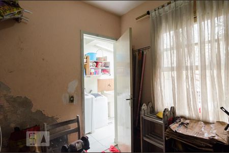 Casa à venda com 140m², 2 quartos e 2 vagas Casa à venda com 140m², 2 quartos e 2 vagasQuarto de serviço