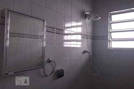 Casa à venda com 145m², 2 quartos e 2 vagasBanheiro