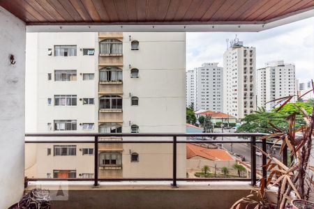 Varanda de apartamento para alugar com 3 quartos, 110m² em Indianópolis, São Paulo