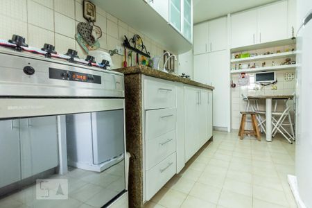 Apartamento para alugar com 110m², 3 quartos e 1 vaga Apartamento para alugar com 110m², 3 quartos e 1 vagaCozinha