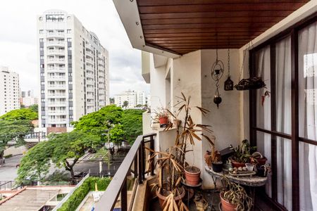 Varanda de apartamento para alugar com 3 quartos, 110m² em Indianópolis, São Paulo
