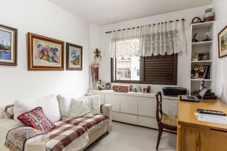 Quarto 1 de apartamento para alugar com 3 quartos, 110m² em Indianópolis, São Paulo