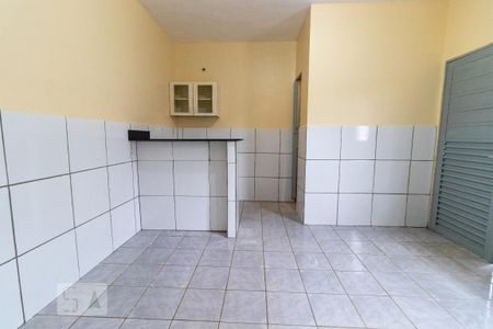 Quarto de kitnet/studio para alugar com 1 quarto, 20m² em Ceilândia Sul (ceilândia), Brasília
