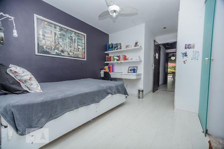 Casa à venda com 1800m², 5 quartos e 20 vagas Casa à venda com 1800m², 5 quartos e 20 vagasQuarto 2