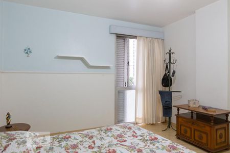 Apartamento para alugar com 123m², 4 quartos e 1 vaga Apartamento para alugar com 123m², 4 quartos e 1 vagaQuarto 1