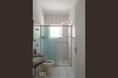 Casa para alugar com 90m², 3 quartos e sem vagaBanheiro