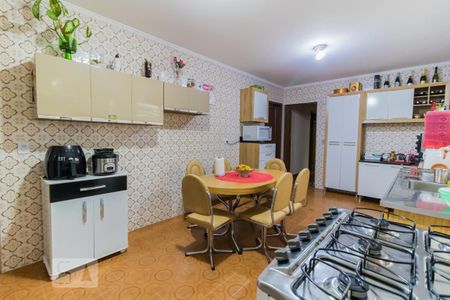 Casa à venda com 300m², 4 quartos e 3 vagasCozinha