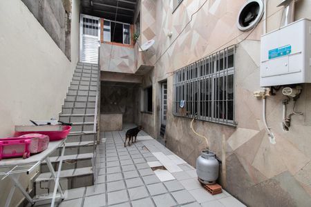 Casa à venda com 206m², 4 quartos e 3 vagas Casa à venda com 206m², 4 quartos e 3 vagasÁrea de Serviço