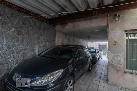 Casa à venda com 206m², 4 quartos e 3 vagas Casa à venda com 206m², 4 quartos e 3 vagasGaragem