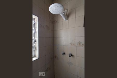 Casa à venda com 206m², 4 quartos e 3 vagas Casa à venda com 206m², 4 quartos e 3 vagasBanheiro 1