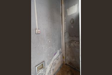 Casa à venda com 206m², 4 quartos e 3 vagas Casa à venda com 206m², 4 quartos e 3 vagasBanheiro de Serviço