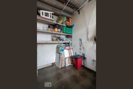 Casa à venda com 206m², 4 quartos e 3 vagas Casa à venda com 206m², 4 quartos e 3 vagasLavanderia 1