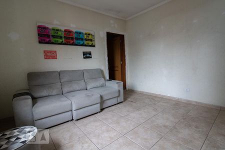 Casa à venda com 206m², 4 quartos e 3 vagas Casa à venda com 206m², 4 quartos e 3 vagasQuarto 3