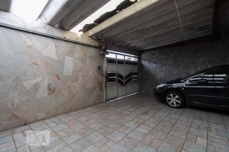 Casa à venda com 206m², 4 quartos e 3 vagas Casa à venda com 206m², 4 quartos e 3 vagasGaragem