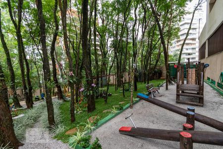 Apartamento para alugar com 49m², 2 quartos e 1 vagaÁrea Comum - Playground