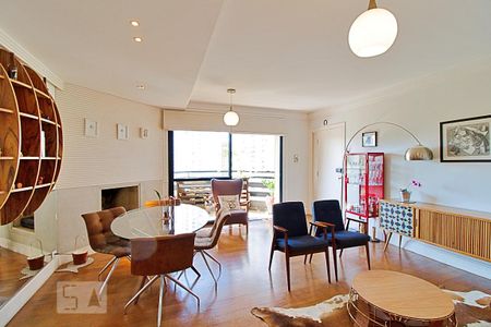 Sala de apartamento para alugar com 3 quartos, 134m² em Real Parque, São Paulo