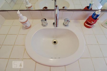 Apartamento para alugar com 134m², 3 quartos e 2 vagas Apartamento para alugar com 134m², 3 quartos e 2 vagasBanheiro