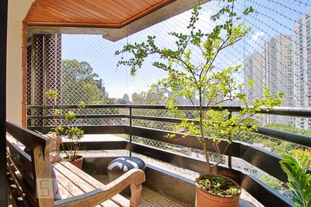 Varanda da Sala de apartamento para alugar com 3 quartos, 134m² em Real Parque, São Paulo