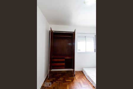 Apartamento à venda com 110m², 3 quartos e 1 vagaQuarto 1 - Armários