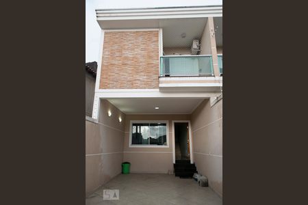 Casa à venda com 140m², 3 quartos e 3 vagasFACHADA