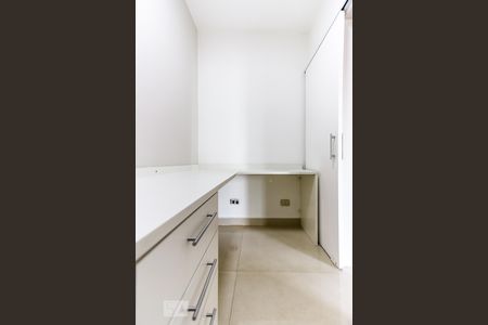 Apartamento à venda com 147m², 3 quartos e 3 vagasEscritório