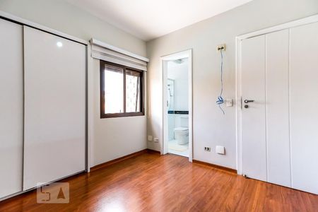 Apartamento à venda com 147m², 3 quartos e 3 vagasQuarto 3 Suíte