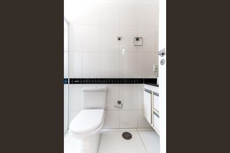 Apartamento à venda com 147m², 3 quartos e 3 vagasBanheiro da Suíte 3