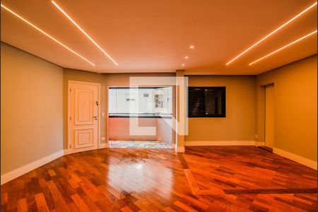 Apartamento para alugar com 136m², 3 quartos e 3 vagasSala