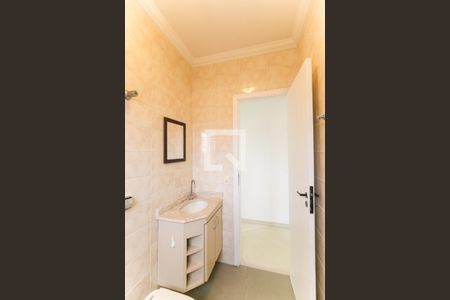 Casa à venda com 250m², 3 quartos e 3 vagas Casa à venda com 250m², 3 quartos e 3 vagasBanheiro Social