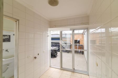 Casa à venda com 250m², 3 quartos e 3 vagas Casa à venda com 250m², 3 quartos e 3 vagasÁrea de Serviço