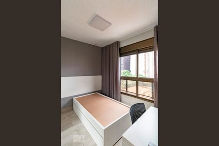 Quarto de apartamento para alugar com 2 quartos, 60m² em Lourdes, Belo Horizonte