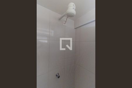 Banheiro de kitnet/studio para alugar com 1 quarto, 38m² em República, São Paulo