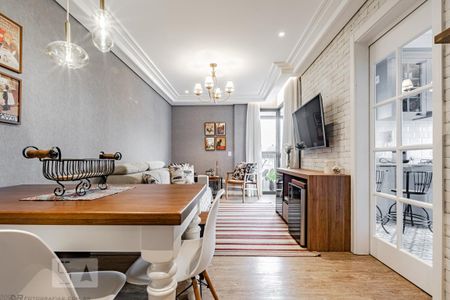 Sala de apartamento à venda com 2 quartos, 90m² em Mercês, Curitiba