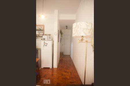 Sala/Quarto de kitnet/studio para alugar com 1 quarto, 33m² em Centro Histórico de São Paulo, São Paulo