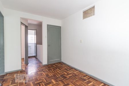 Sala de apartamento para alugar com 1 quarto, 53m² em Passo da Areia, Porto Alegre