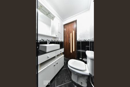 Apartamento para alugar com 64m², 2 quartos e sem vaga Apartamento para alugar com 64m², 2 quartos e sem vagaBanheiro Social