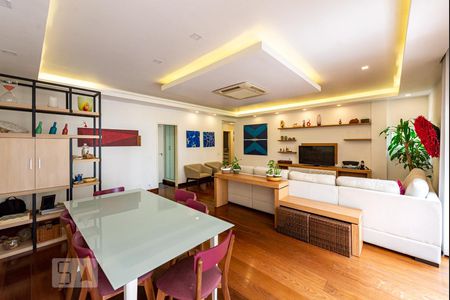 Sala de apartamento à venda com 3 quartos, 140m² em Leblon, Rio de Janeiro