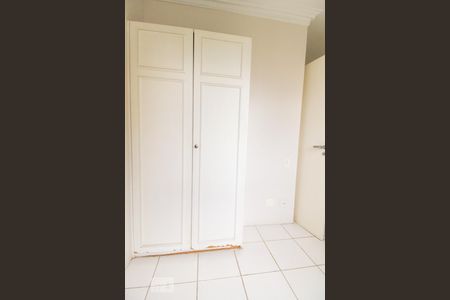 Apartamento para alugar com 257m², 4 quartos e 3 vagas Apartamento para alugar com 257m², 4 quartos e 3 vagasQuarto de Serviço