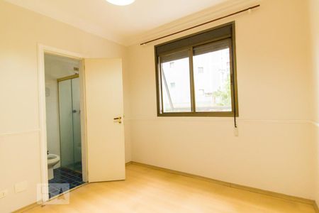 Apartamento para alugar com 257m², 4 quartos e 3 vagas Apartamento para alugar com 257m², 4 quartos e 3 vagasSuíte 2