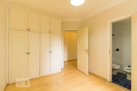 Apartamento para alugar com 257m², 4 quartos e 3 vagas Apartamento para alugar com 257m², 4 quartos e 3 vagasSuíte 2