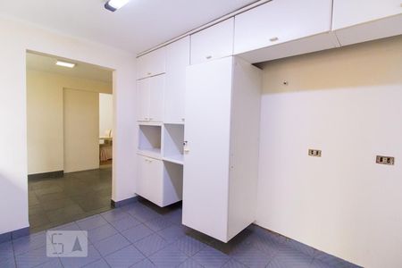 Apartamento para alugar com 257m², 4 quartos e 3 vagas Apartamento para alugar com 257m², 4 quartos e 3 vagasCozinha