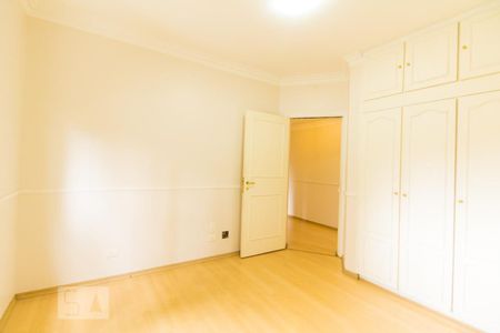 Apartamento para alugar com 257m², 4 quartos e 3 vagas Apartamento para alugar com 257m², 4 quartos e 3 vagasSuíte 1