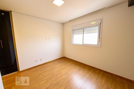 Apartamento à venda com 74m², 2 quartos e 2 vagasSuite