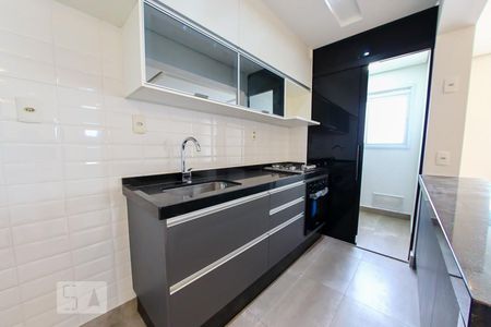 Apartamento à venda com 74m², 2 quartos e 2 vagasCozinha