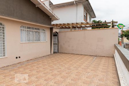 Casa à venda com 240m², 3 quartos e 3 vagas Casa à venda com 240m², 3 quartos e 3 vagasÁrea Externa